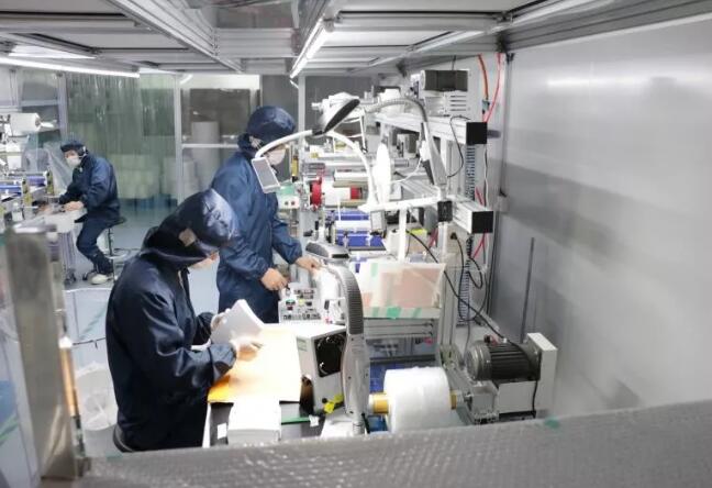 壬和塑膠潔凈棚投入使用 壬和塑膠潔凈棚投入使用